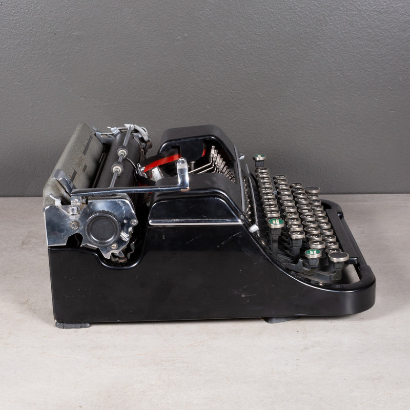 Antique Art Deco Portable Underwood Champion Typewriter c.1936