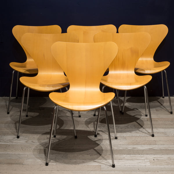 こ*う様 正規品Fritz Hansen Arne Jacobsen セブンチェ 楽天市場】Fritz Hansen(フリッツ・ハンセン) セブンチェア アーム付き