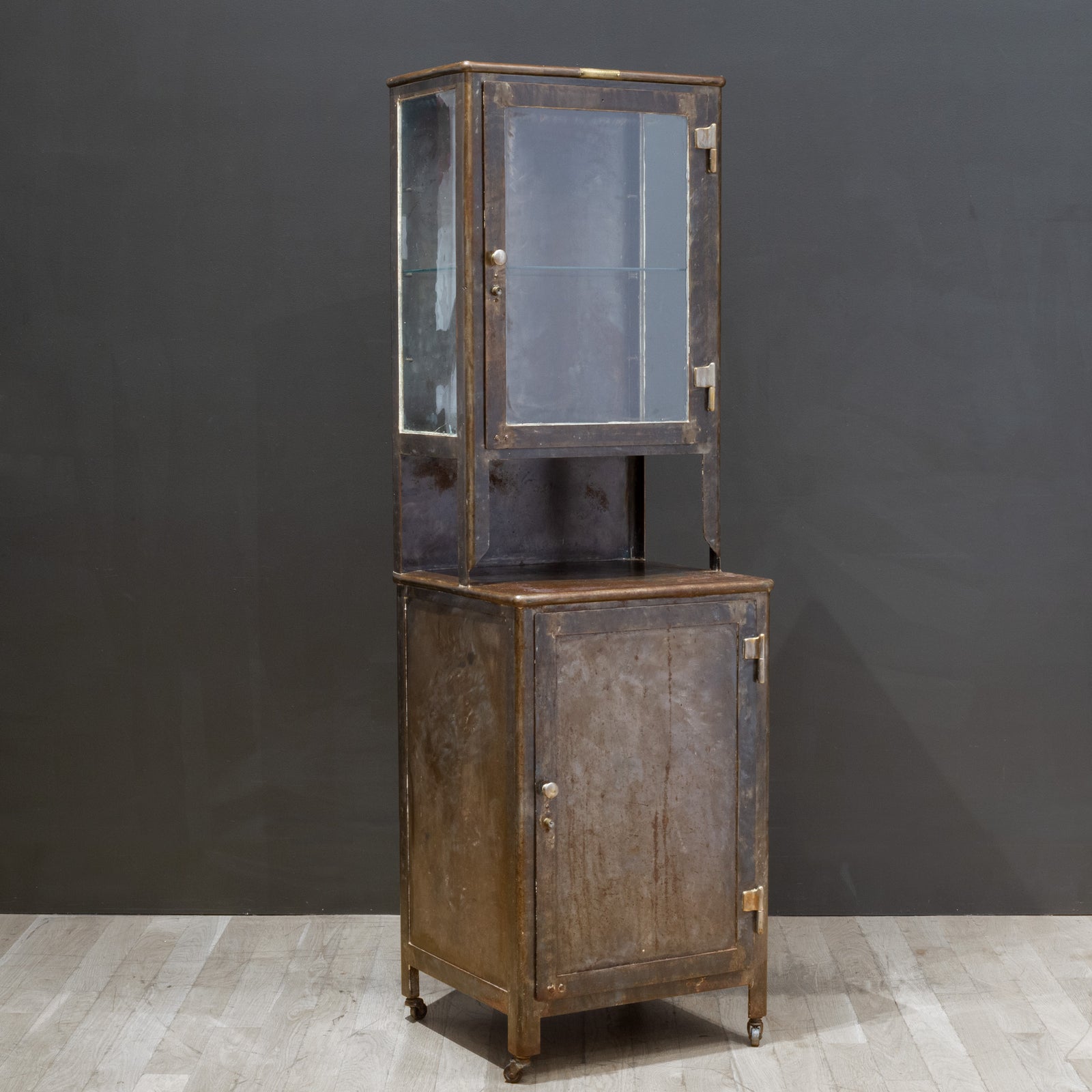 Antique Steel Hospital Operating Room Cabinet c.1900 | S16 Home Antique Steel Hospital Operating Room Cabinet c.1900 | S16 Home