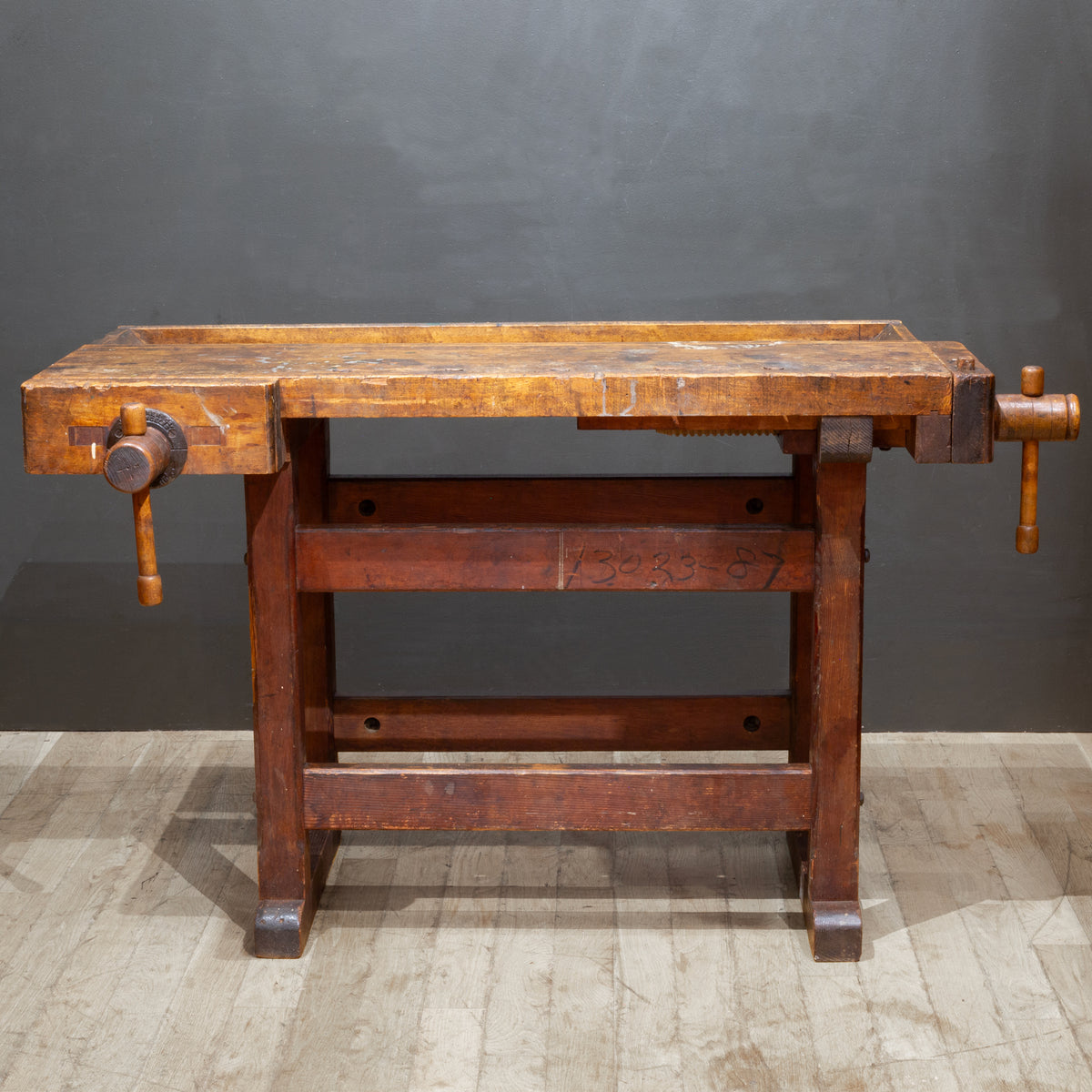 Workbenches | S16 Home
