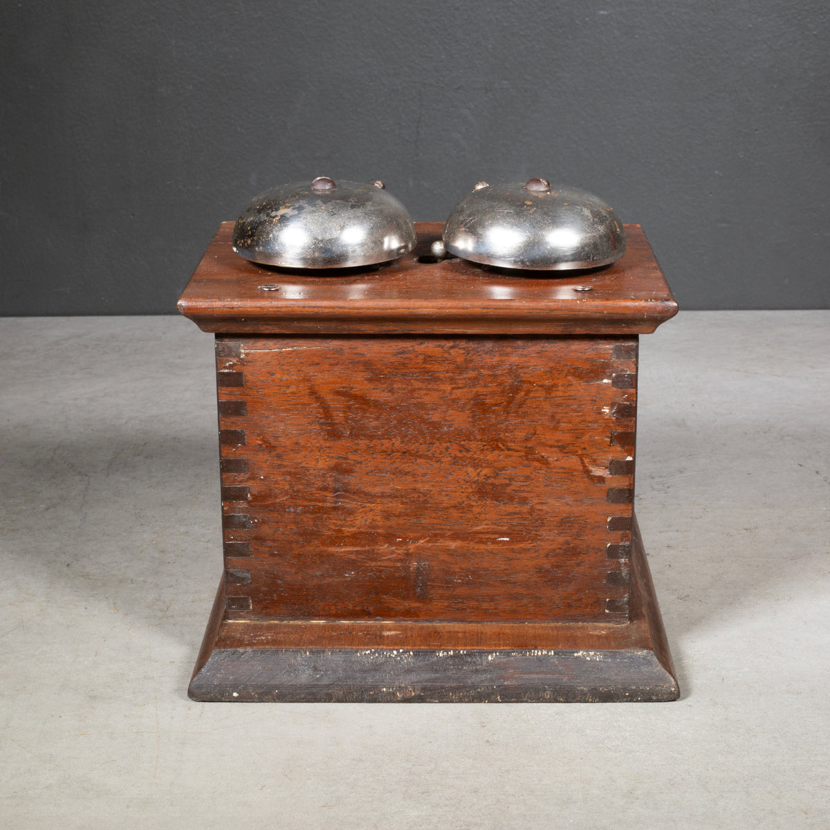 Antique Objects and Unique Vintage Gifts | S16 Home