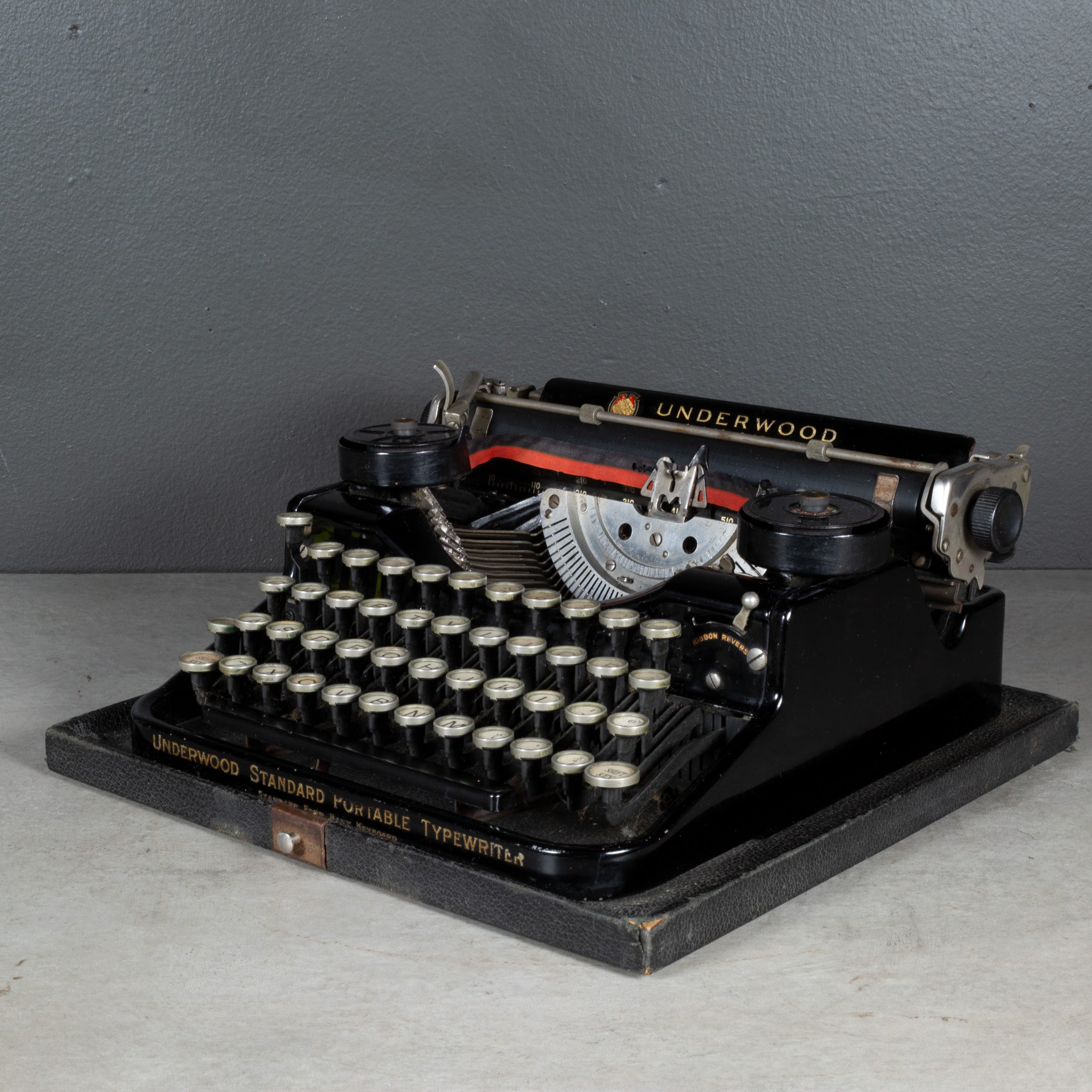 お1人様1点限り ヴァイオレット・エヴァ―ガーデンモデル 完働品 UNDERWOOD アンダーウッドタイプライター 1927年製 STANDARD 実働品  UNDERWOOD PORTABLE PORTABLE タイプライター STANDARD 美術品・アンティーク・コレクション