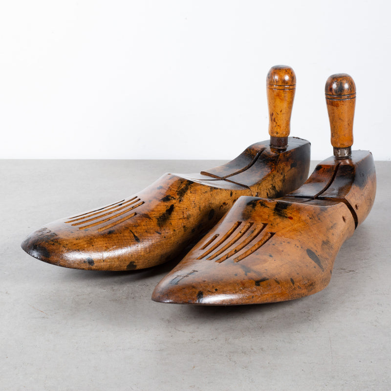 Pair Vintage Maple Wood Size 8-1/2 D #D85 GEBL Co Indust Shoe Factory Pair Vintage Maple Wood Size 8-1/2 D #D85 GEBL Co Indust Shoe Factory