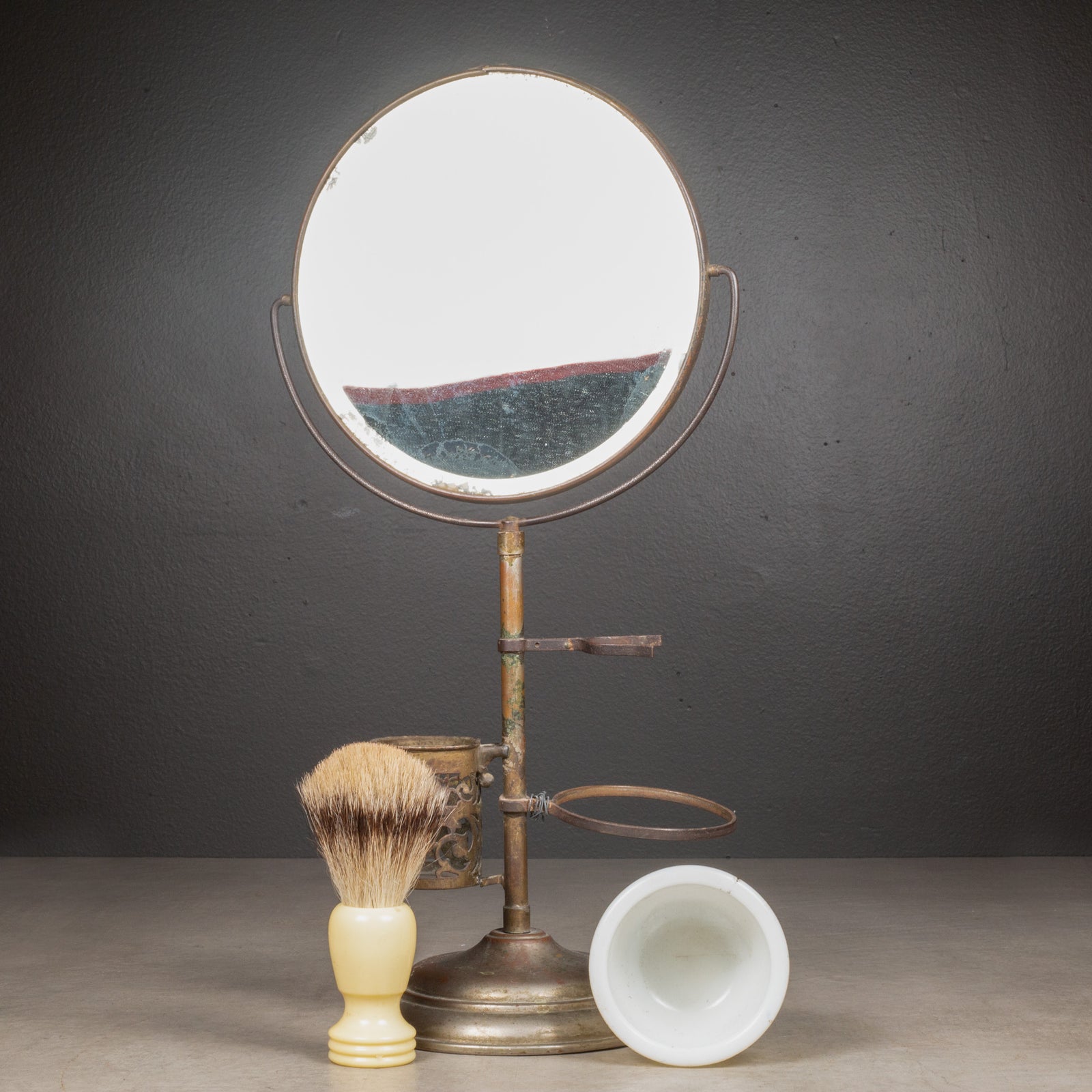 Early Stand mirror