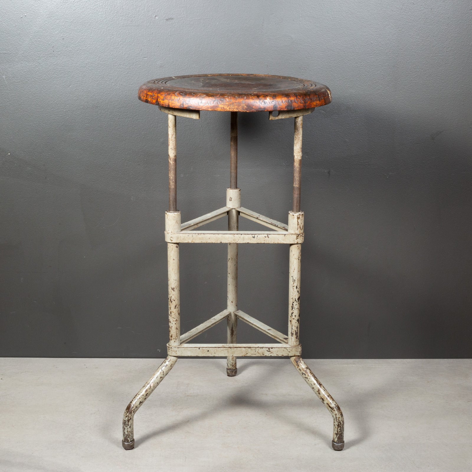 スツール  ECONOMICS EXPERIMENT stool early-20th-century-industrial-
