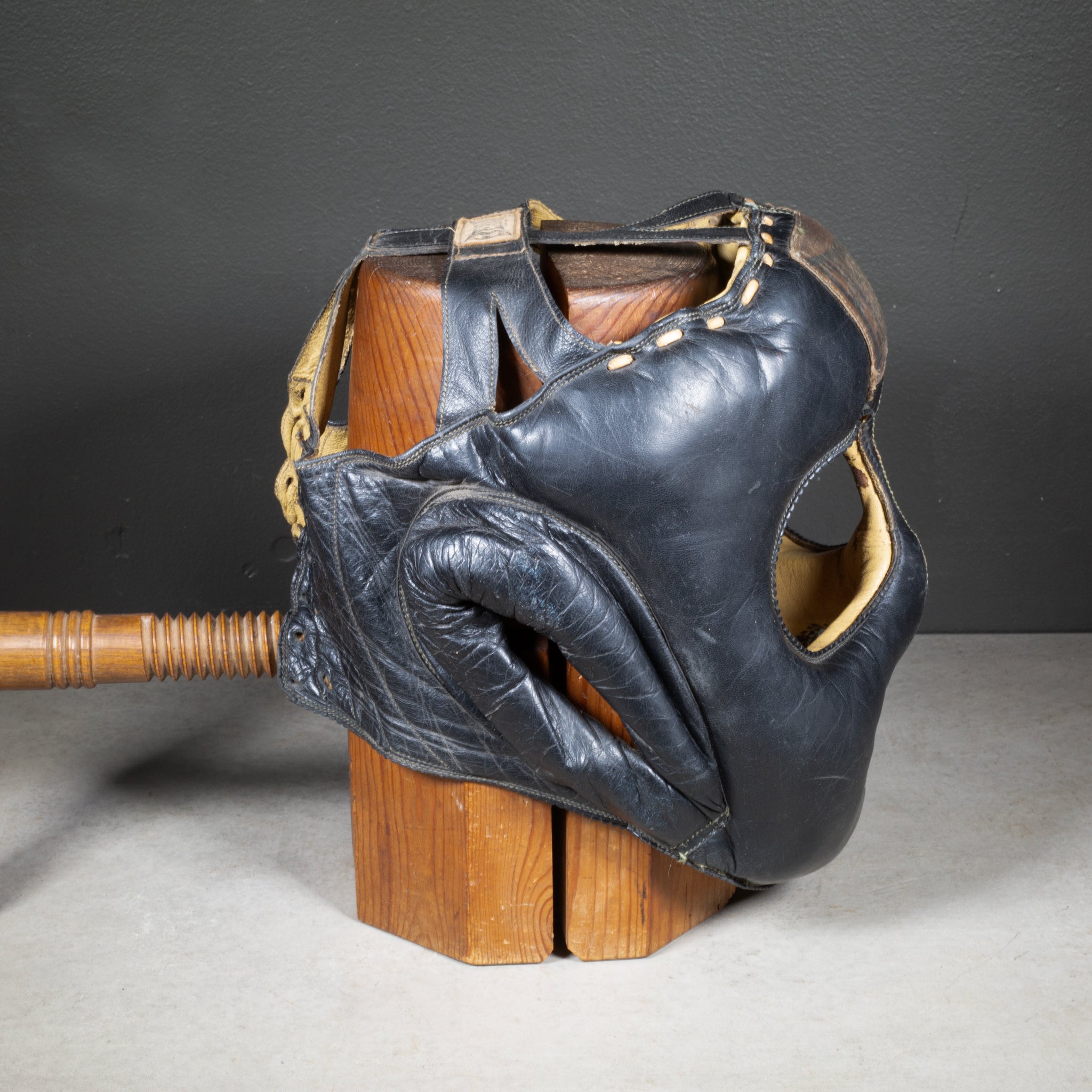Rare Antique Everlast Executioner Boxing Training Mask c.1920 | S16 Home
