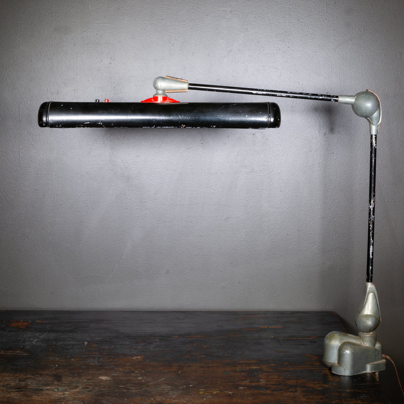 Art Deco Style Flexo Industrial Task Lamp c.1942