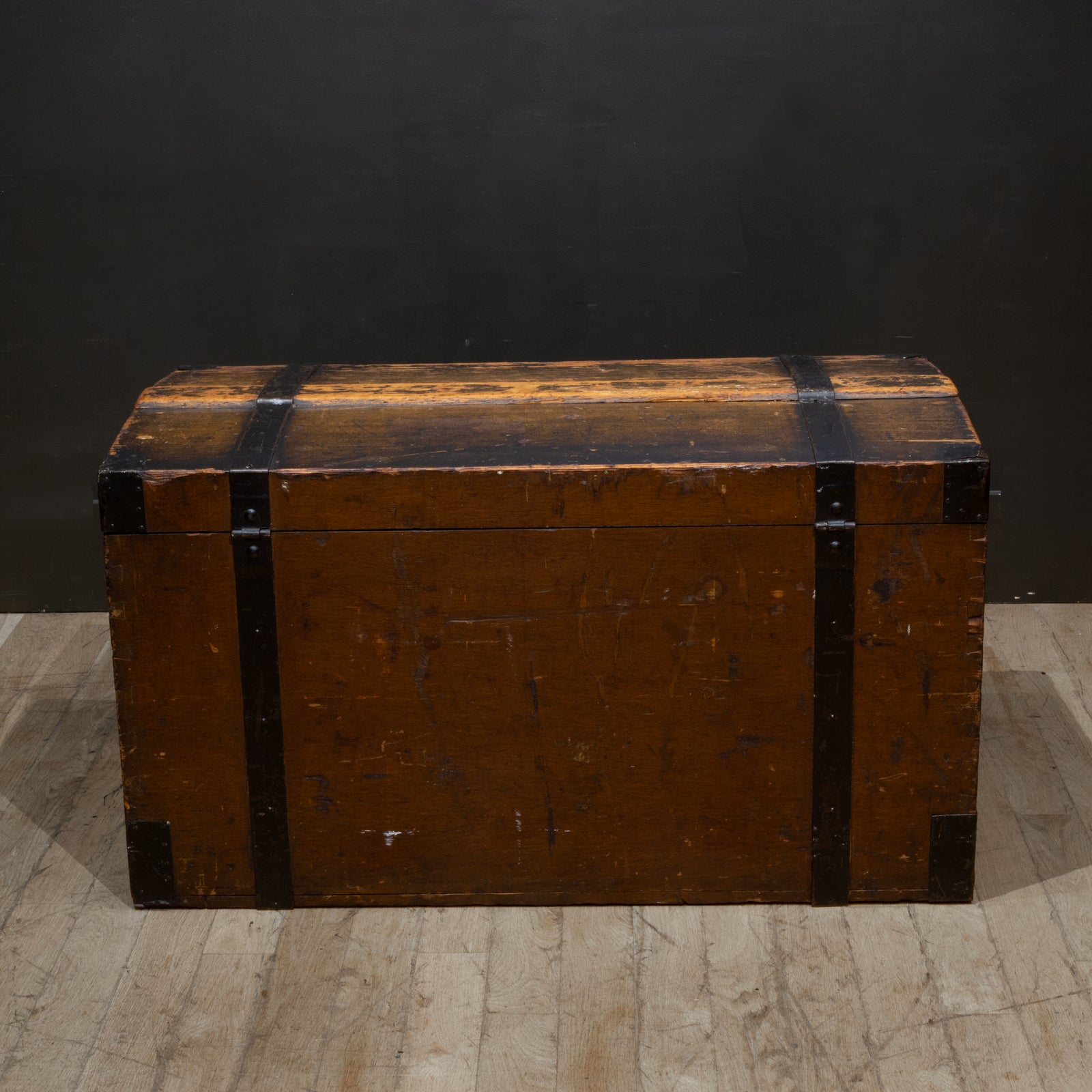 immigrant_s-antique-wooden-