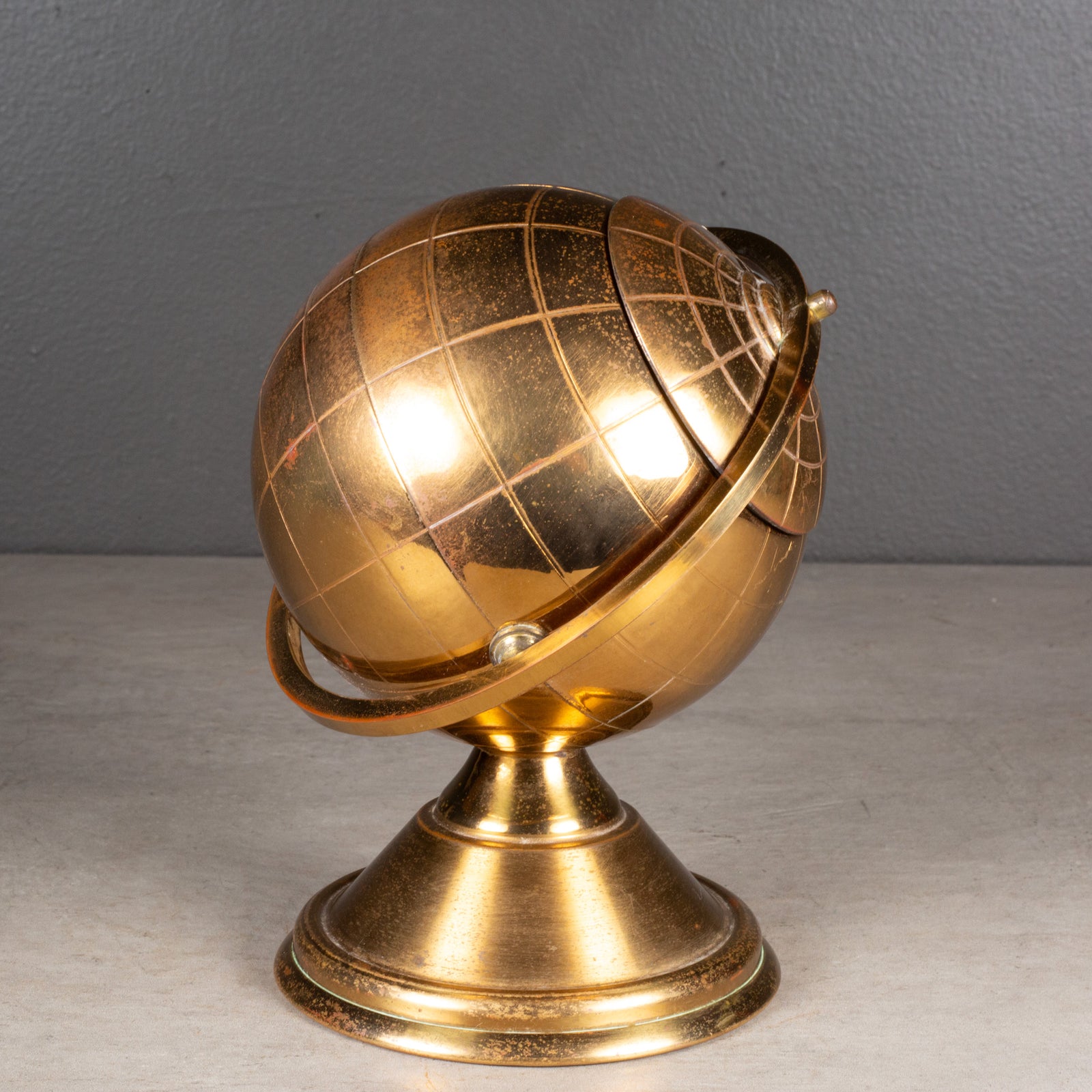 midcentury-brass-cigarette-
