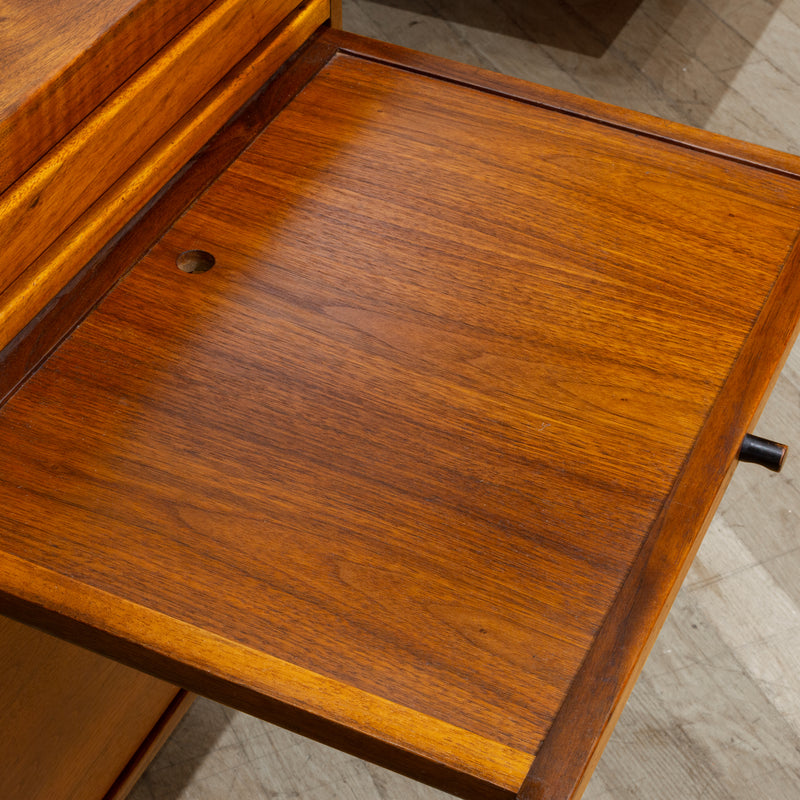 Mid-century Walnut Executive Desk by Jens Risom for Jen Risom Designs c.1950