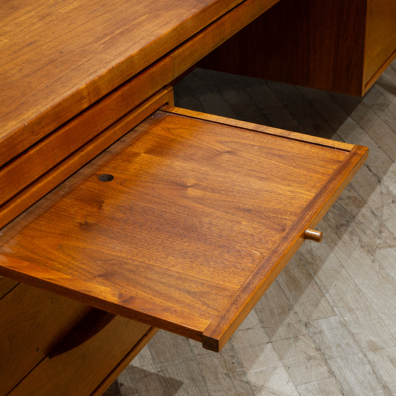 Mid-century Executive Desk by Jens Risom for Risom Designs c.1950