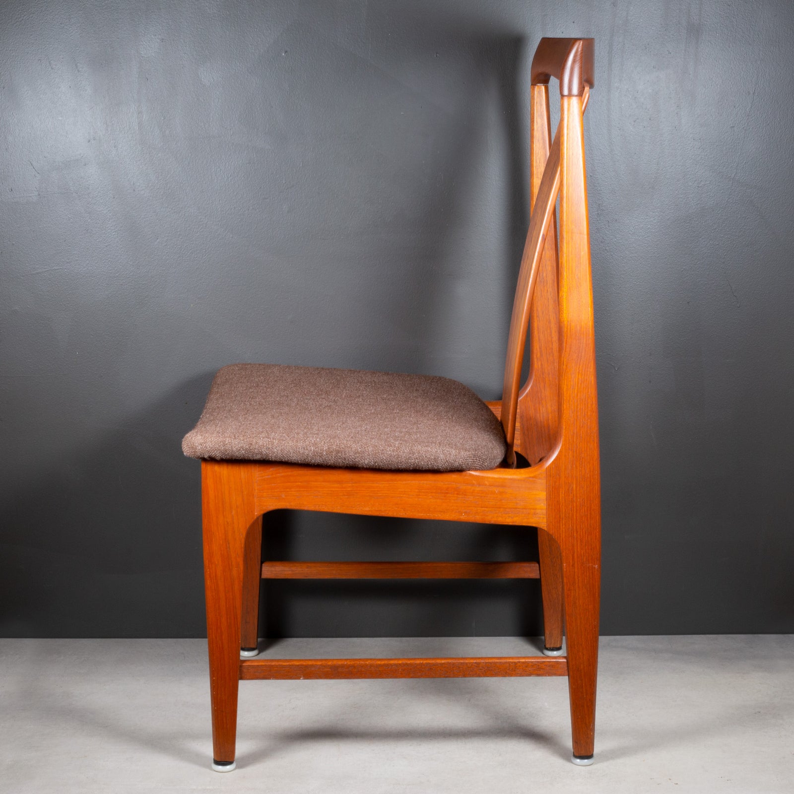 Mid-century Japanese Sculpted Teak Dining Chairs c.1960 |S16 Home