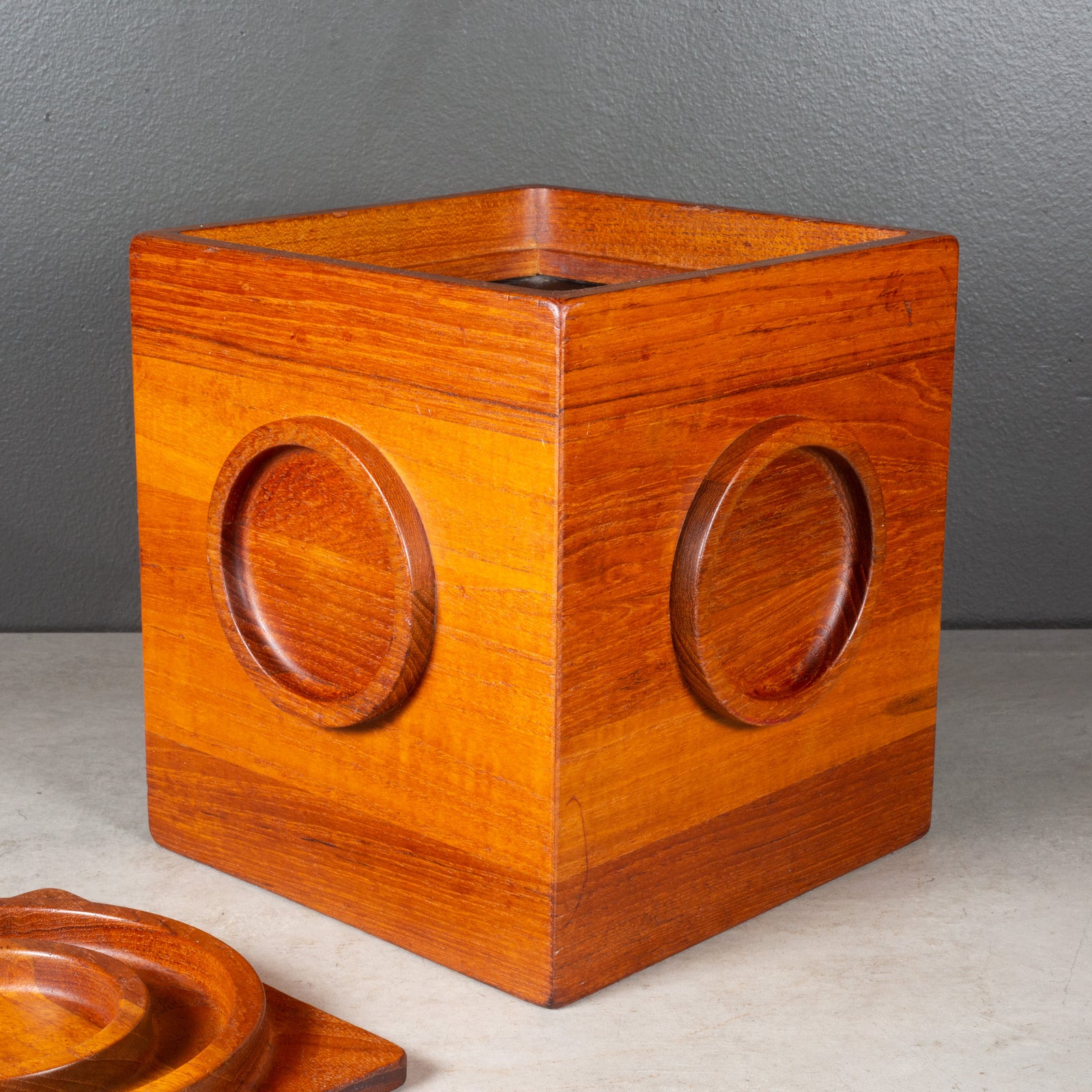 Mid-century Jens Quistgaard for Dansk Cube Ice Bucket c.1960 | S16