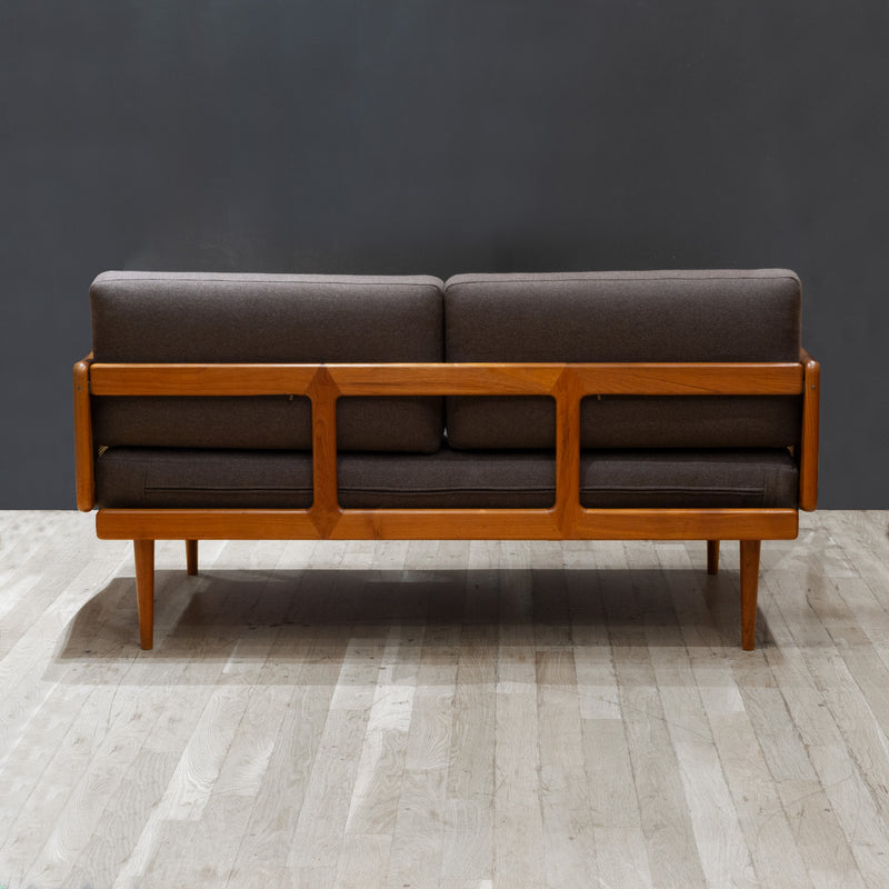 Peter Hvidt & Orla Mølgaard-Nielsen, Model FD 451 Daybed for France & Søn, circa 1960