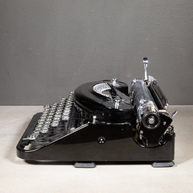 Antique Remington Portable Noiseless Typewriter c.1937