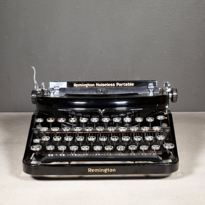 Antique Remington Portable Noiseless Typewriter c.1937