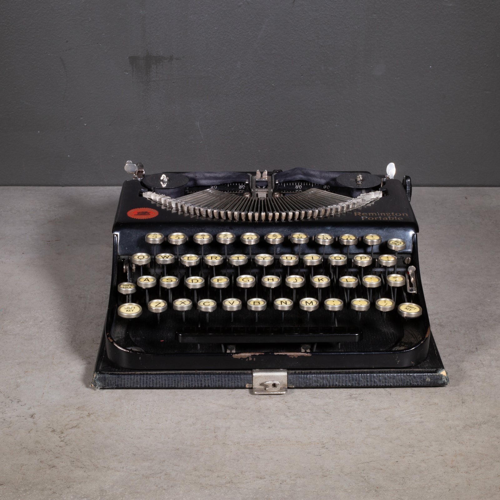 Antique Remington Portable Model No. 1 Typewriter and Case c.1920