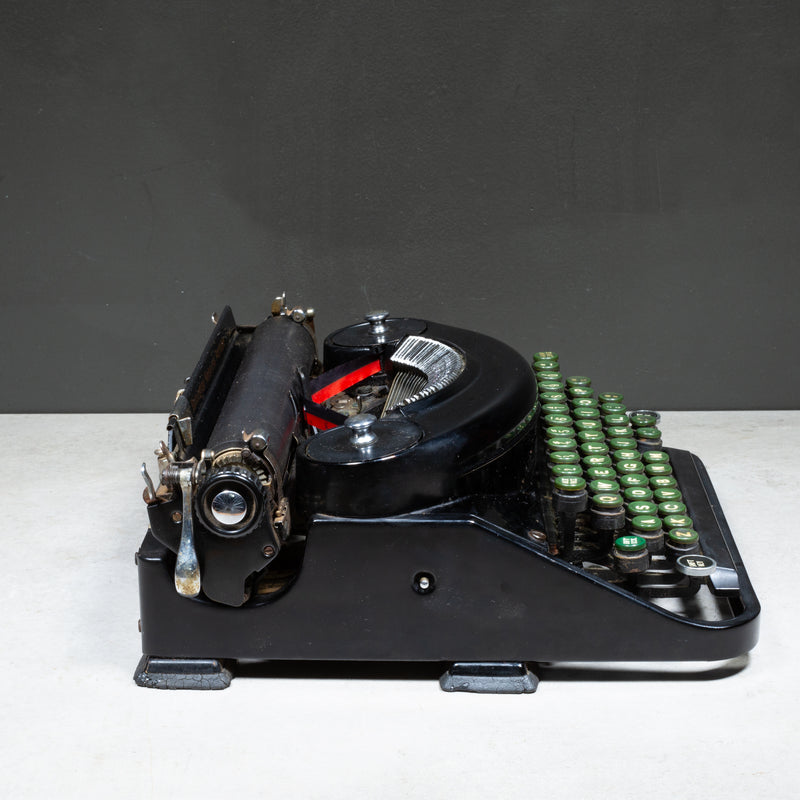 Antique Remington Portable Noiseless Typewriter and Case c.1937
