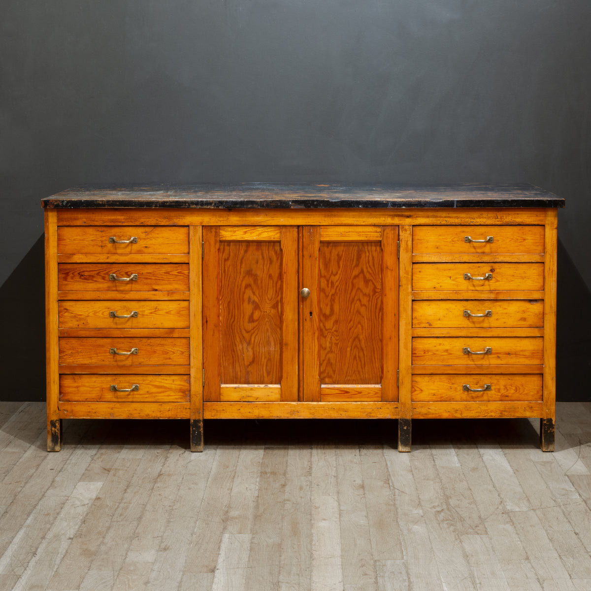 Workbenches | S16 Home