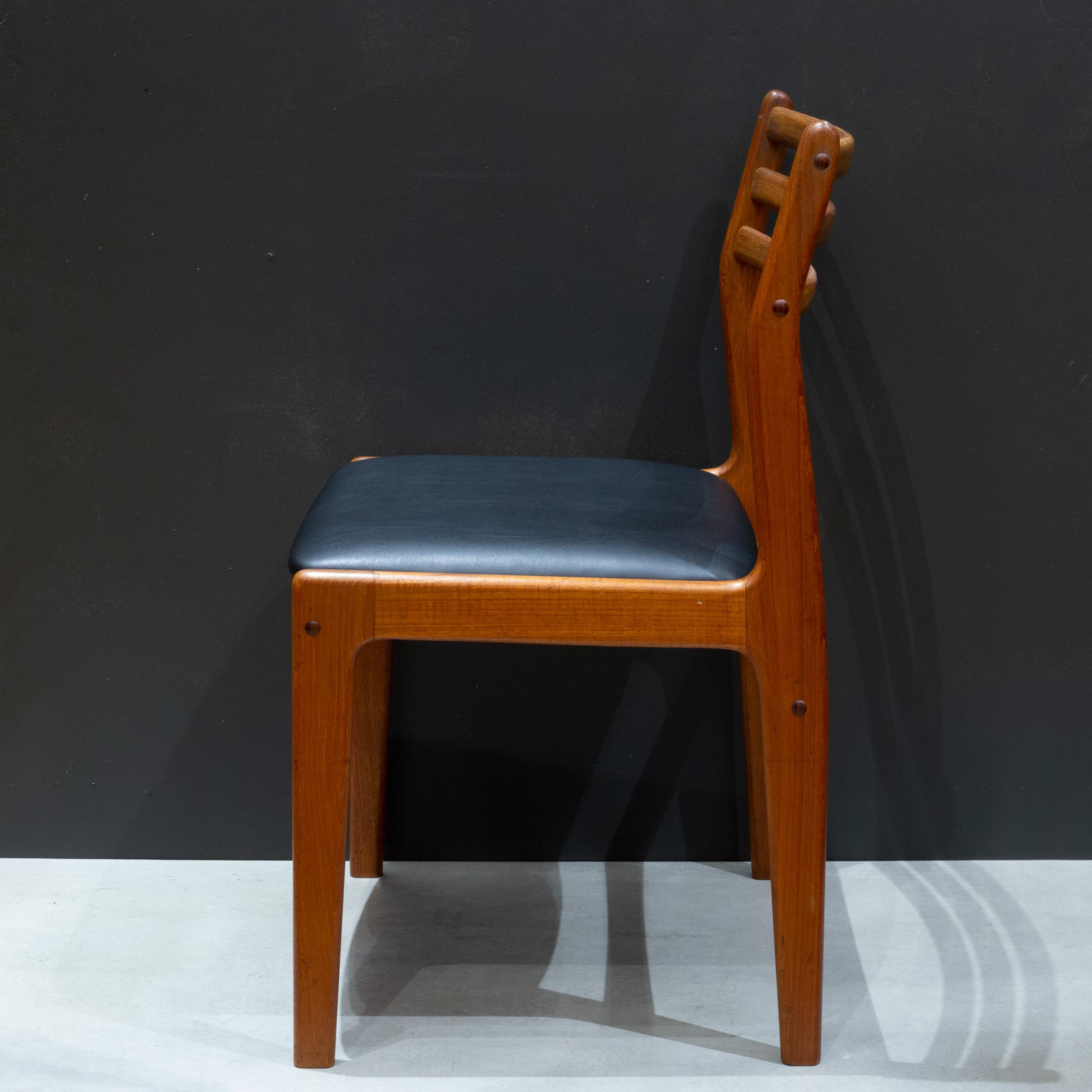 Set of 8 Reupholstered Mid-century Danish Teak Dining Chairs c