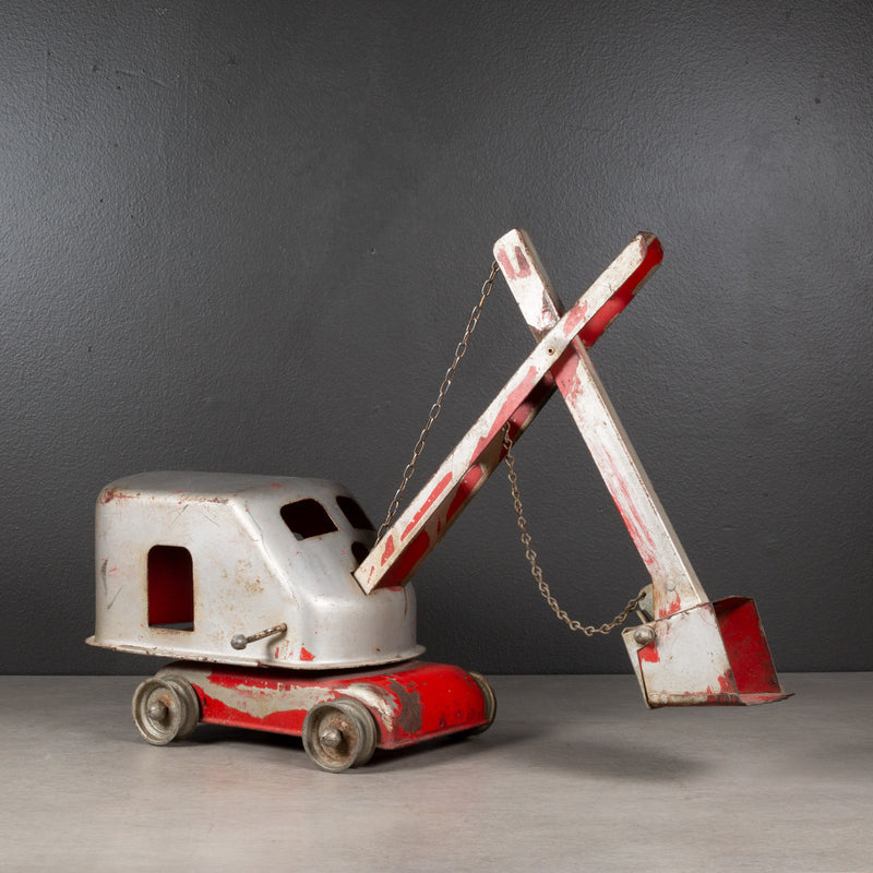 Tonka Red Steam Shovel No. 100, Clam Bucket, c.1950