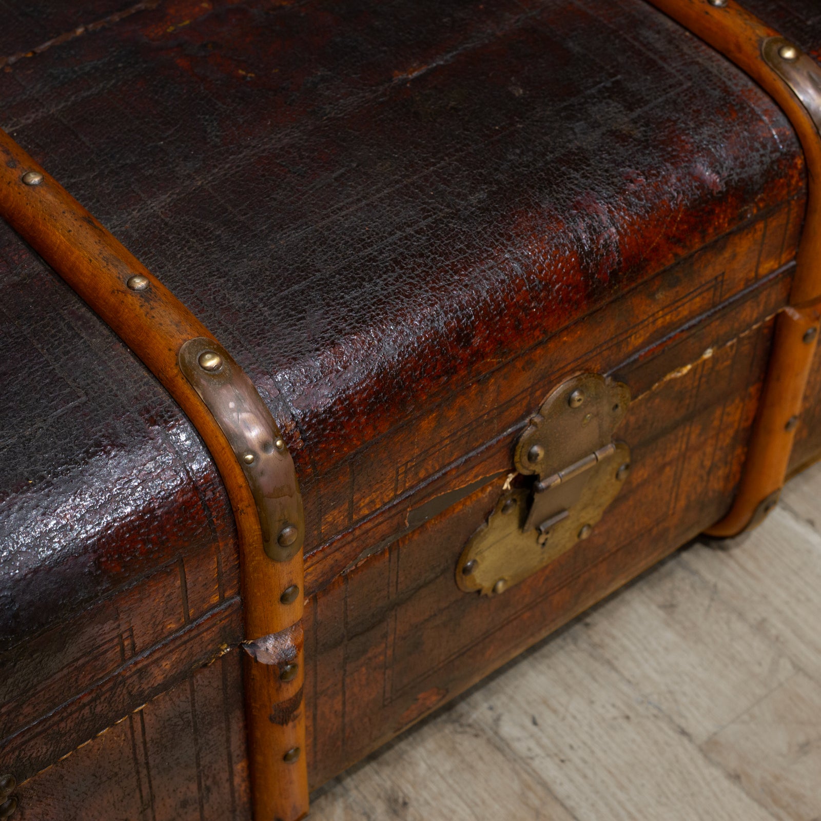 Antique Leather and Brass Steamer Trunk c.1880-1910| S16 Home