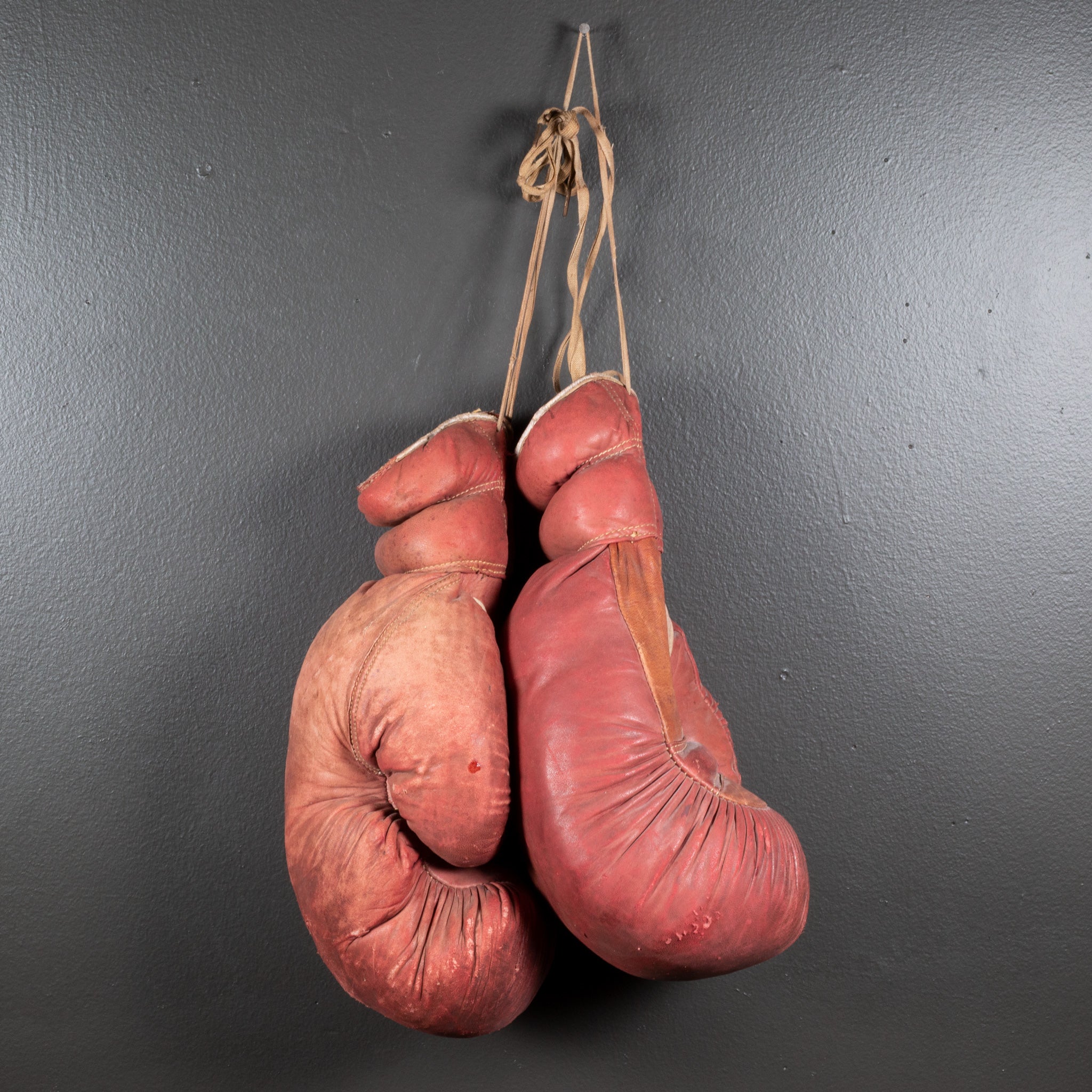 Vintage Gold Smith Leather Boxing Gloves c.1950 | S16 Home