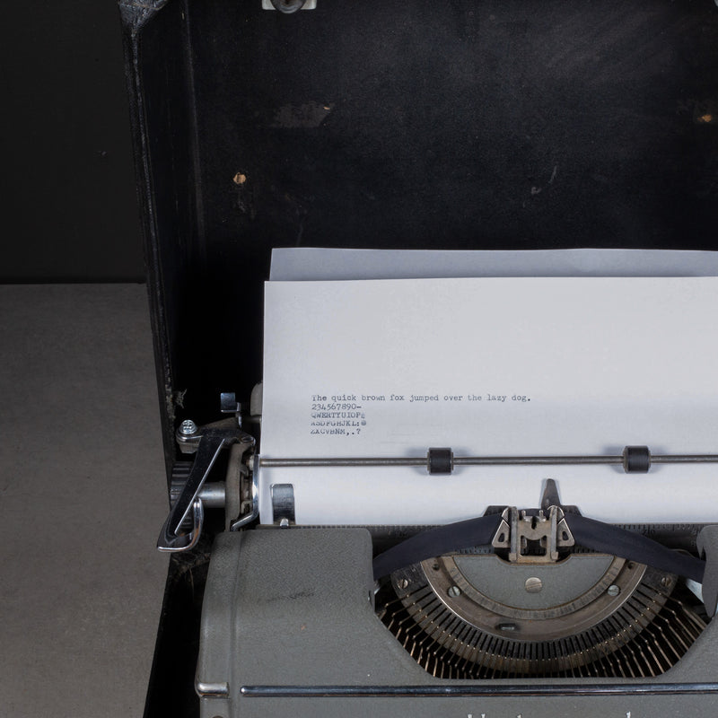 Vintage Underwood Champion Portable Typewriter c.1946