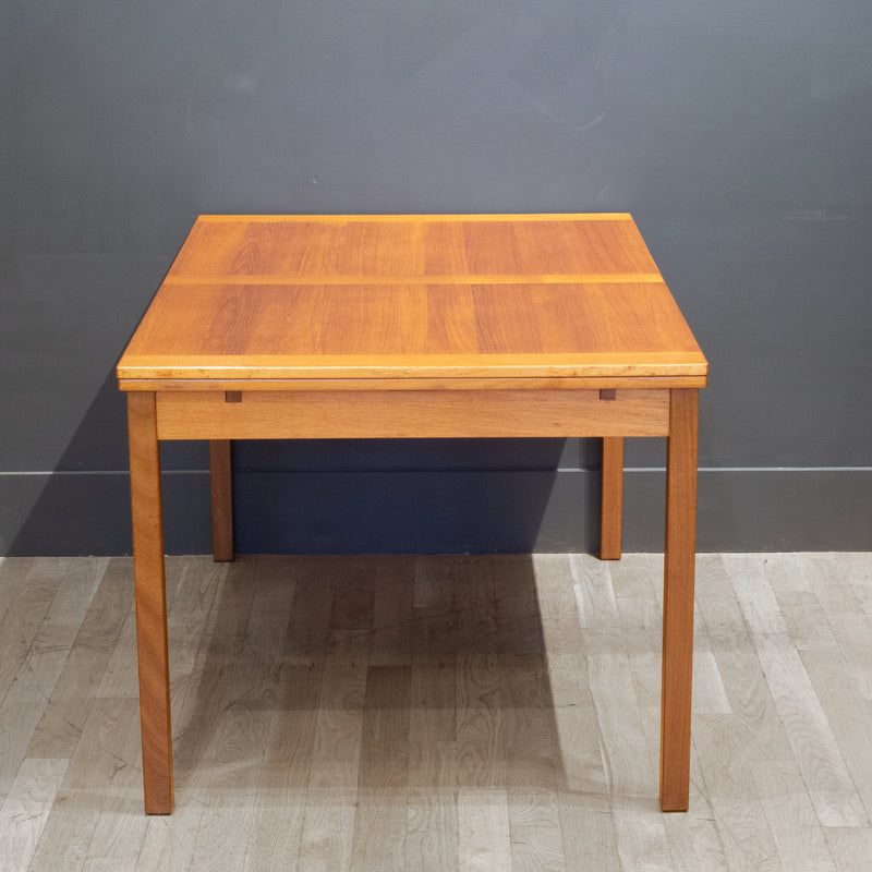 Midcentury Expandable Ansagar Mobler Teak Dining Table c.1960