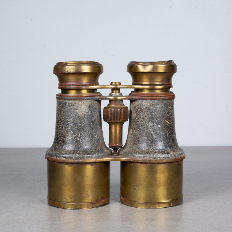 https://s16home.com/cdn/shop/products/antique-brass-leather-field-binoculars-circa-1920-1940-8_800x.jpg?v=1682122846