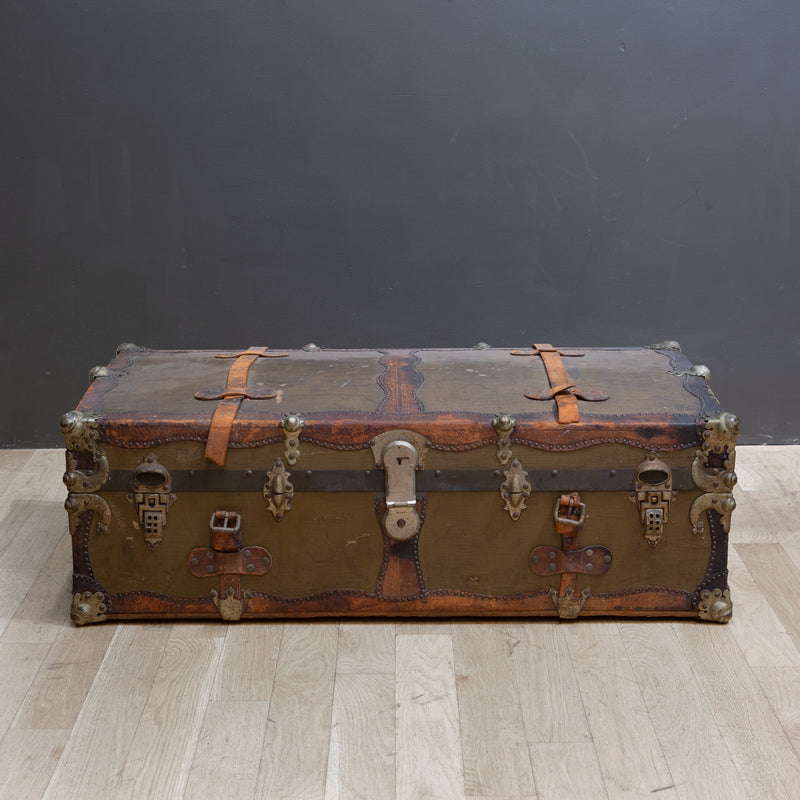 antique trunk luggage