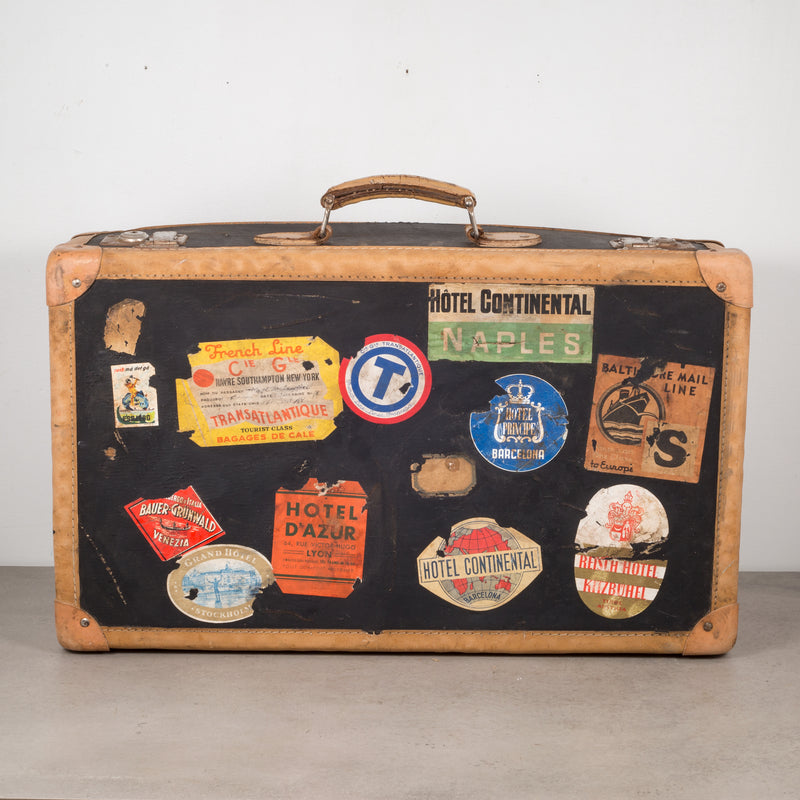 Large round trunk, hat box, vintage luggage