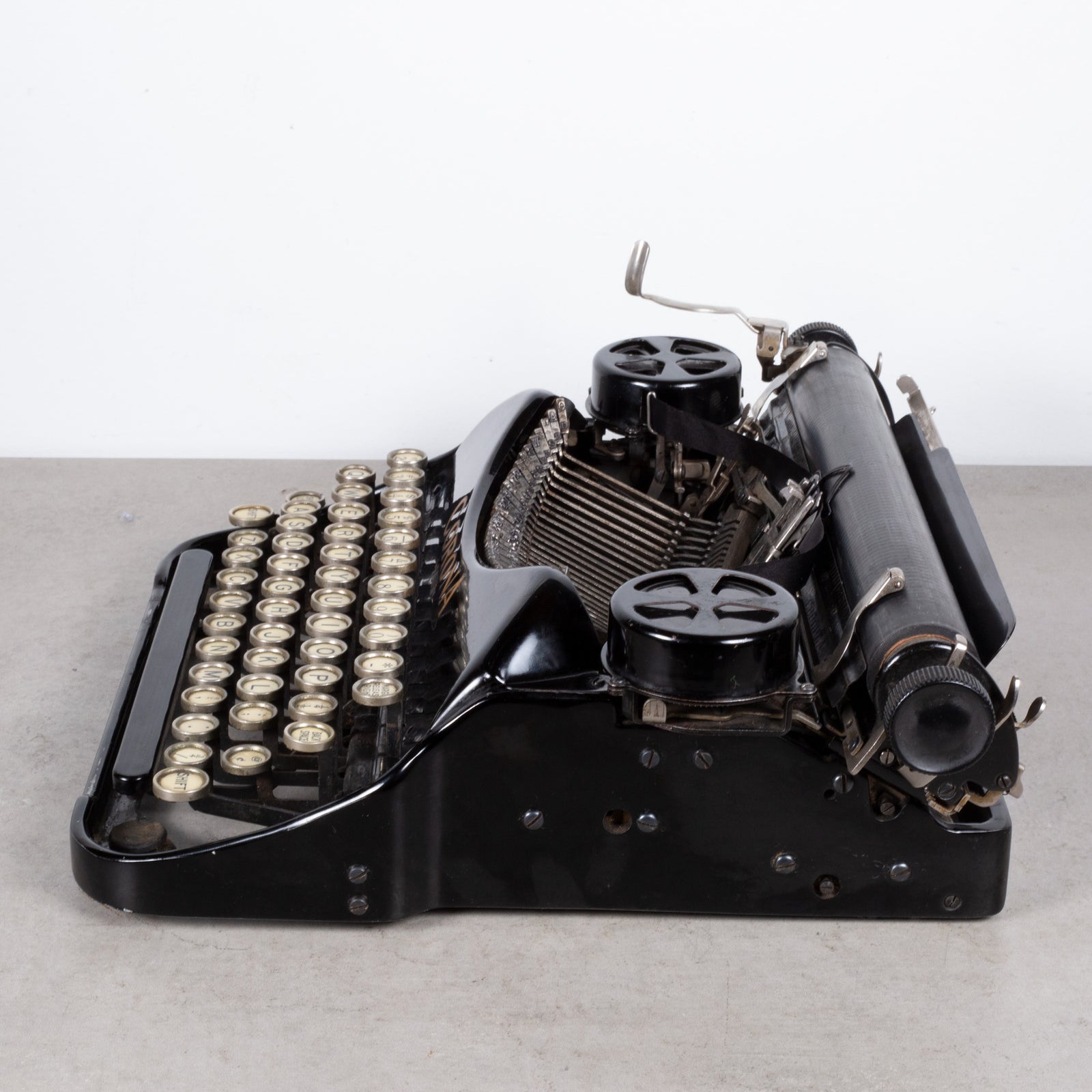 CORONA FOUR タイプライター 黒 1928 Corona Four Typewriter: Restored and Ready to Write