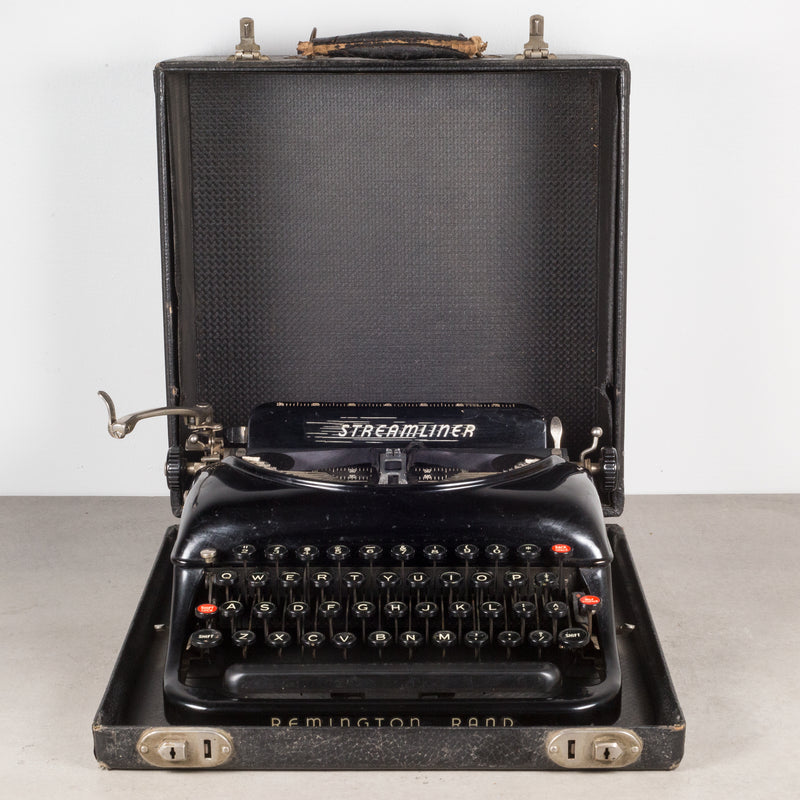 Antique Remington Streamliner Typewriter c.1941