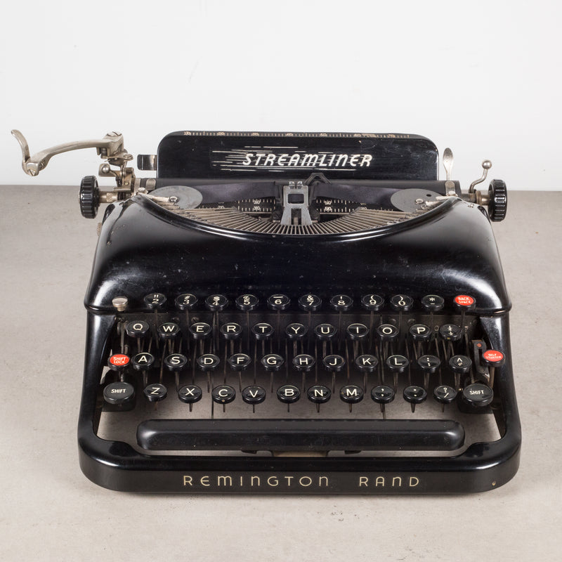 Antique Remington Streamliner Typewriter c.1941