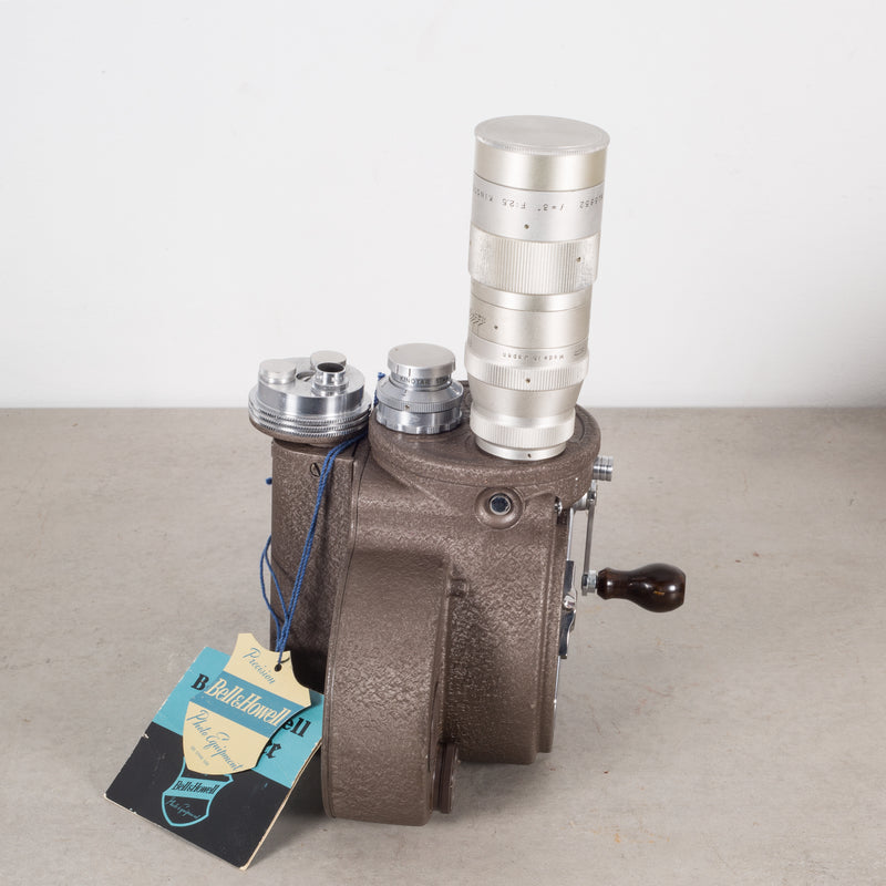 Bell & Howell Filmo 16mm Movie Camera and Leather Case c.1940-1950