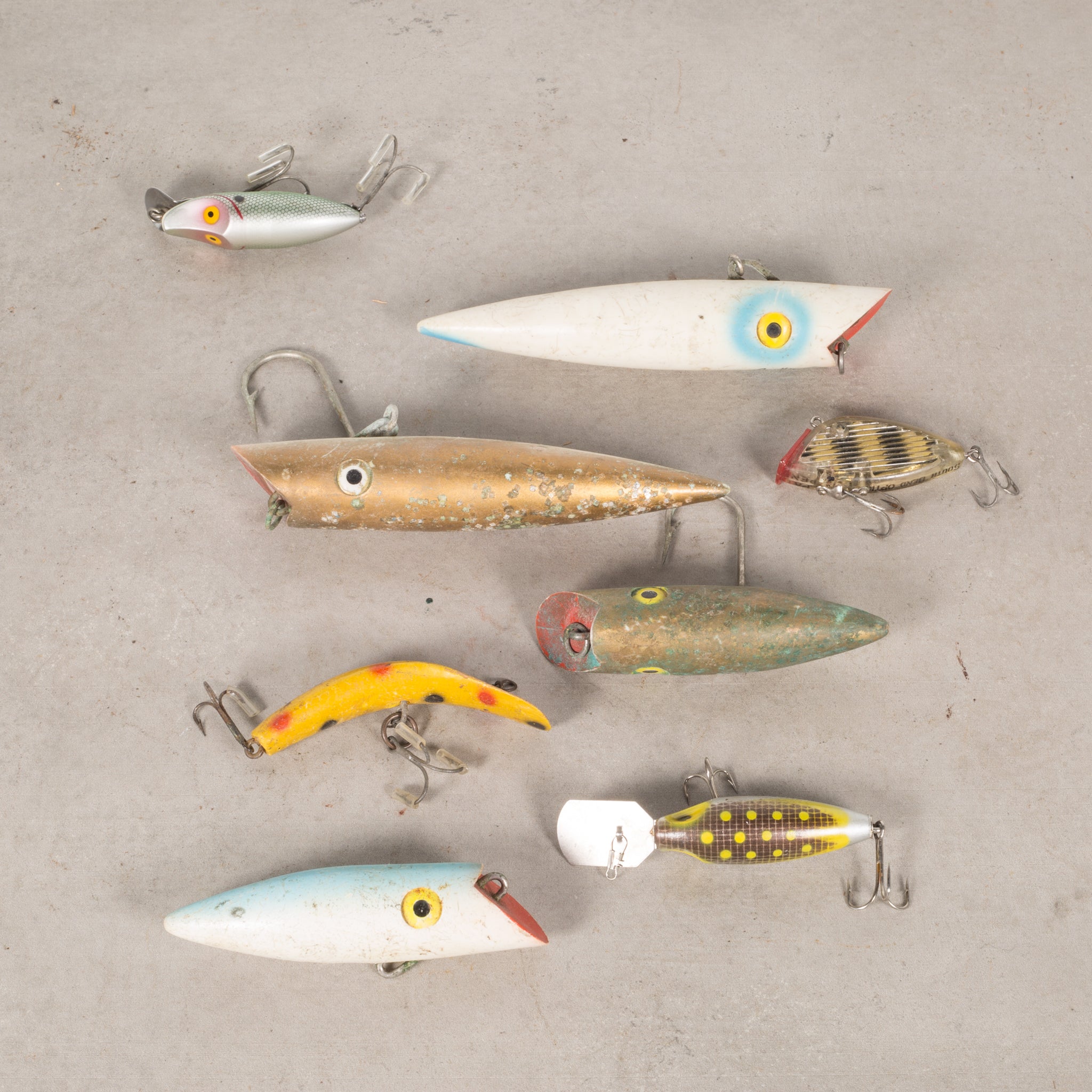 collectors of antique fishing lures Collection of Painted Wooden Fishing Lures c.1940