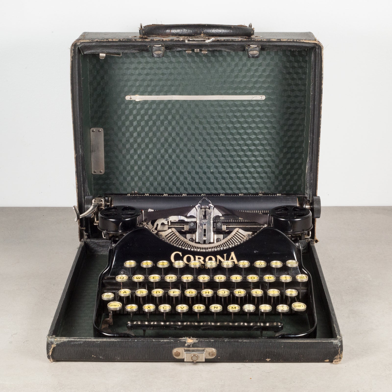 CORONA FOUR タイプライター 黒 Vintage CORONA FOUR Typewriter With Travel Case Nice