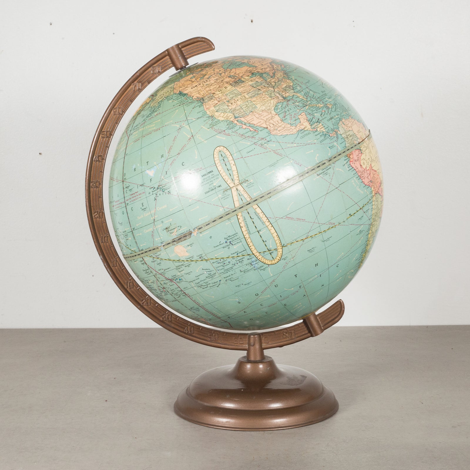 cram_s-universal-10-inch-globe