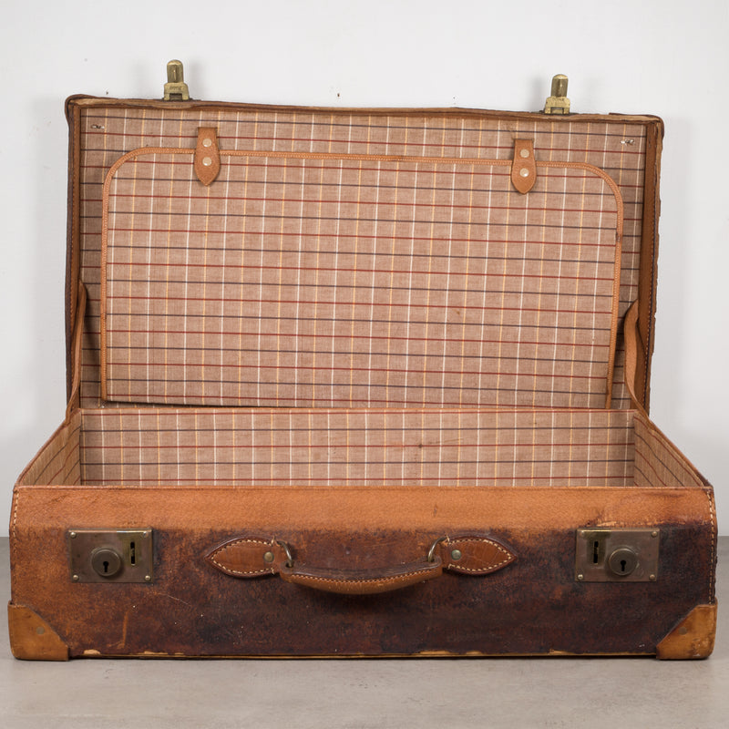 Vintage 1940s Leather Suitcase