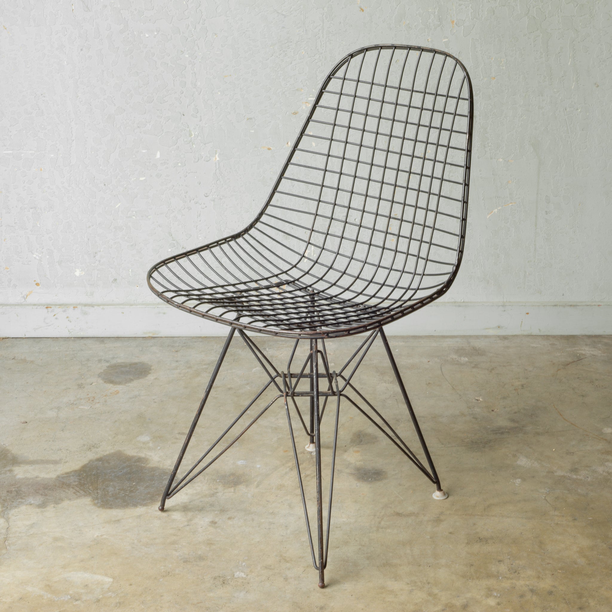 Eames Wire DKR Chairs c.1950 | S16 Home