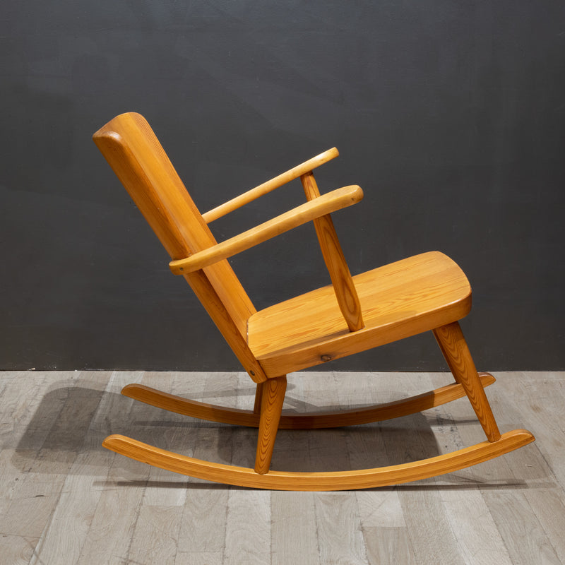 Nordic Pine Rocking Chair by Göran Malmval for Svensk Fur, Sweden c.1950