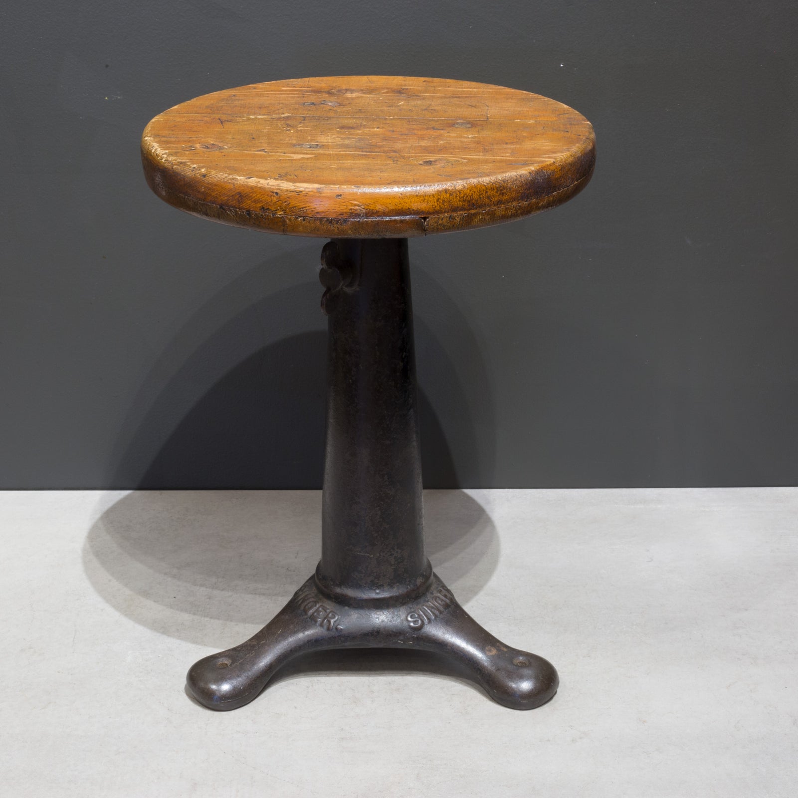 スツール Antique stool Pair Vintage Saddle Stools – Moxie Interiors