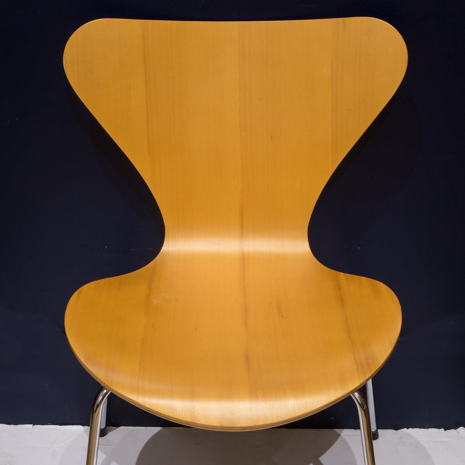 fritz-hansen-arne-jacobsen-