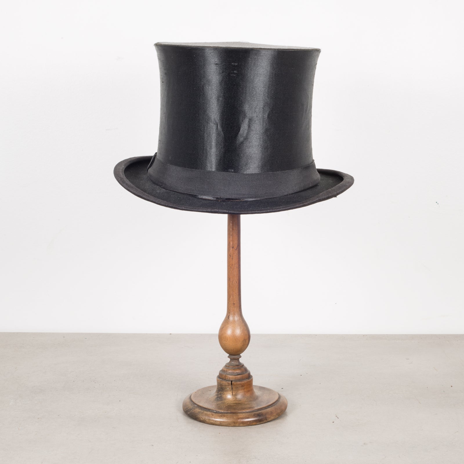 East German Collapsible Silk Top Hat and Stand c.1940 S16 Home