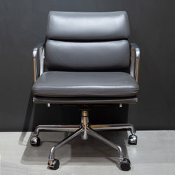 Eames Soft Pad Leather Office Management Chair by Herman Miller
