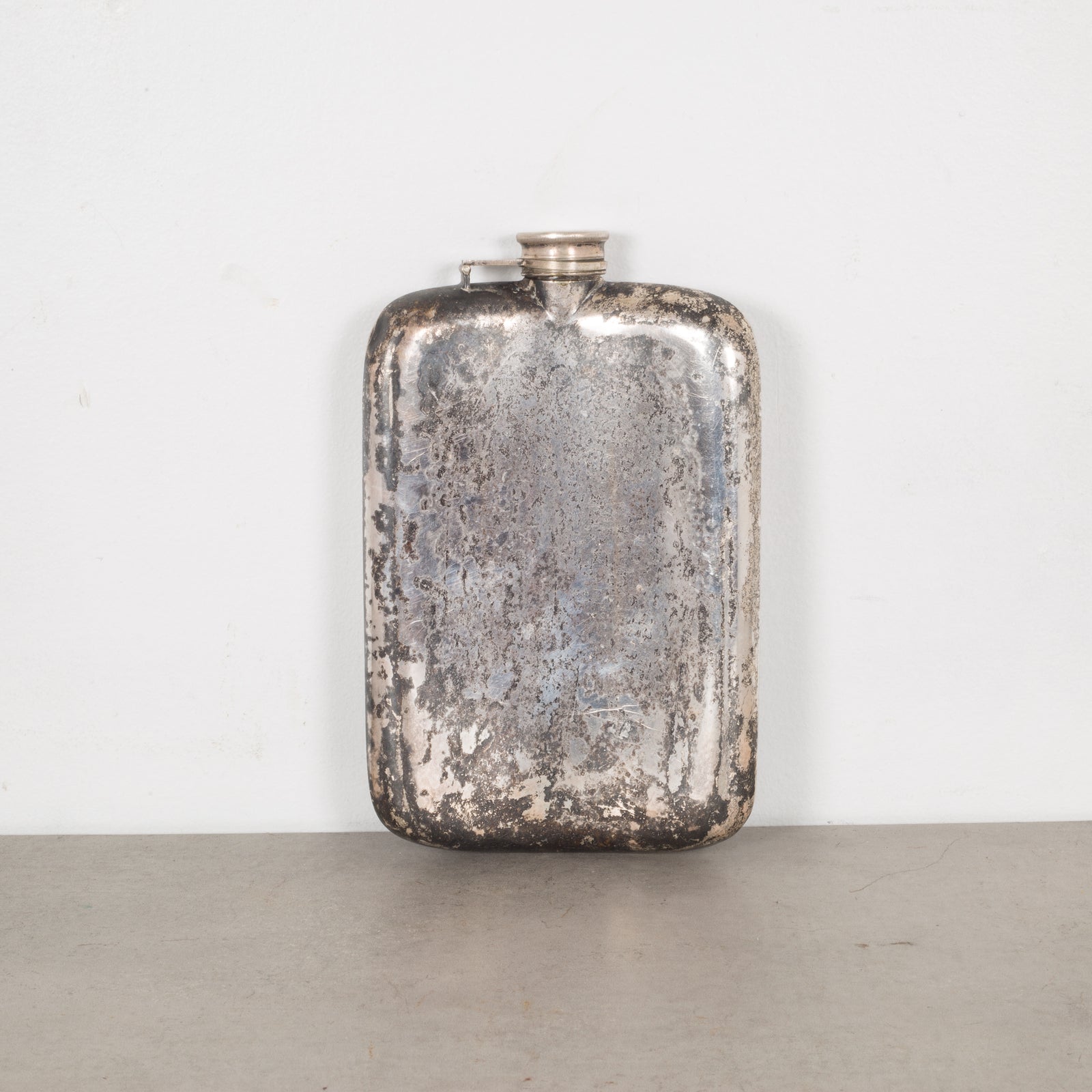 Antique Pewter Flask c.1920 | S16 Home Antique Pewter Flask c.1920 | S16 Home