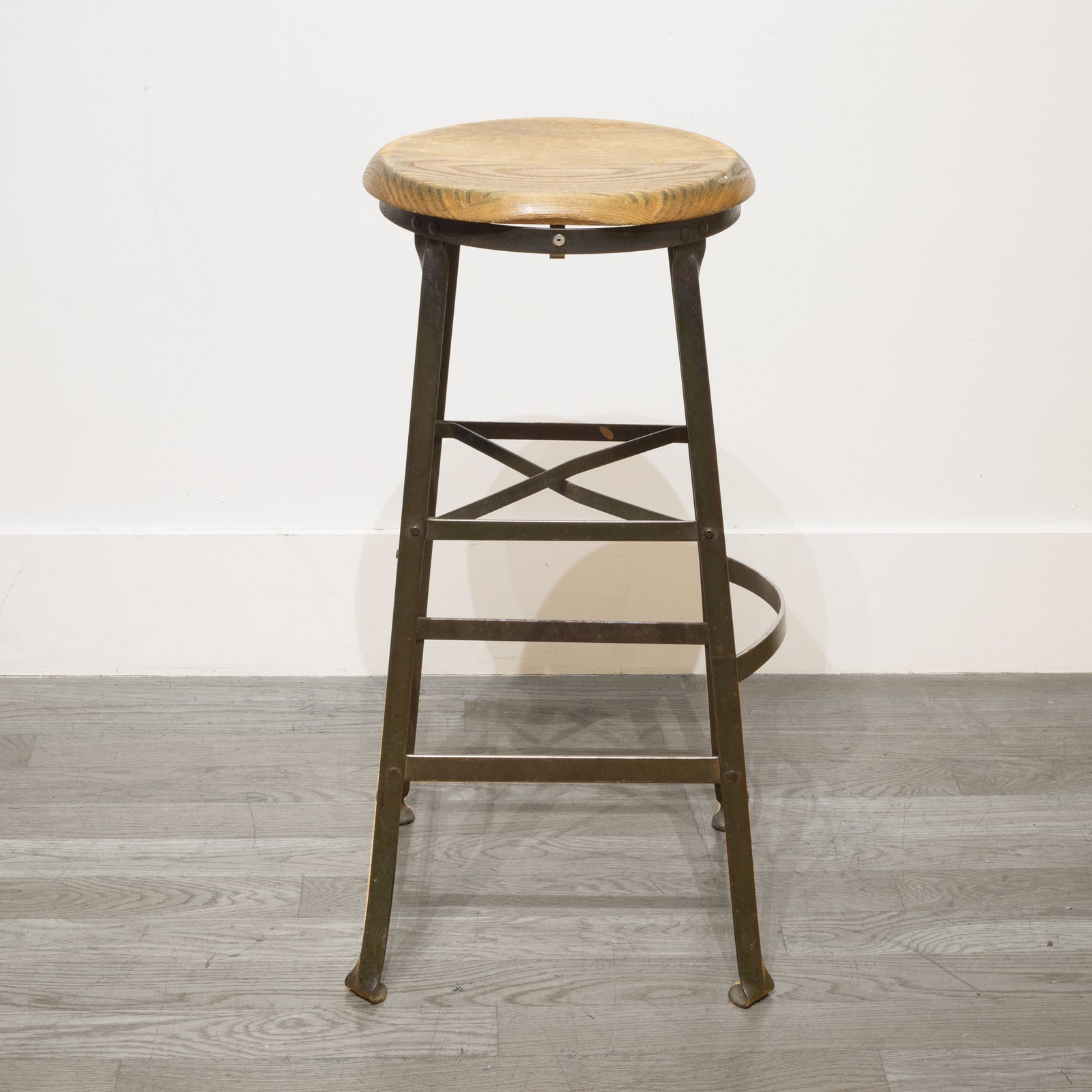 maple-depression-era-stool-
