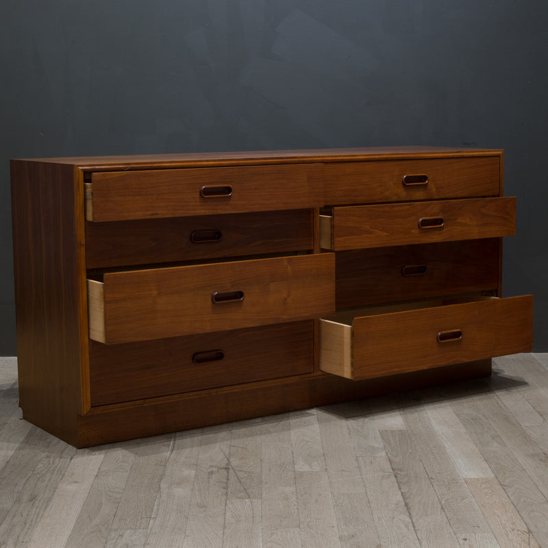 Mid-century Jack Cartwright for Founders Eight Drawer Dresser c.1960