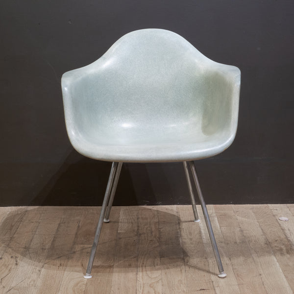 Eames Molded Fiberglass DAX Chair by Herman Miller in Seafoam Green C.1956